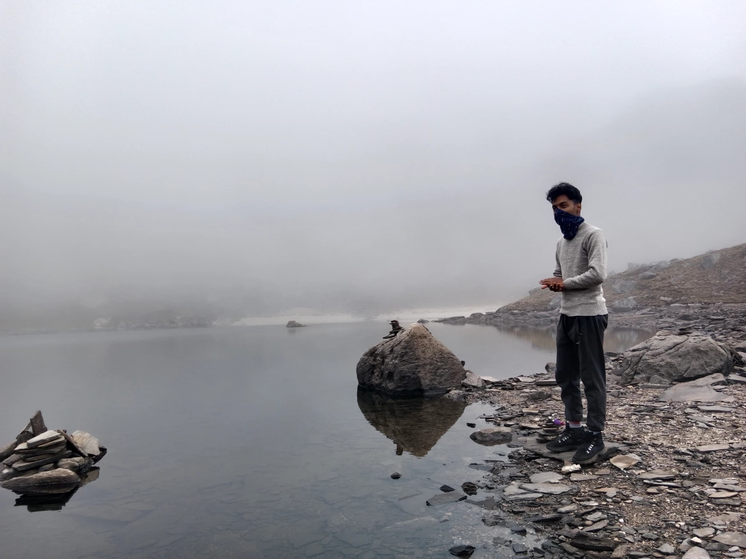 Hidden Lake (Tridevi Tal) photo 3