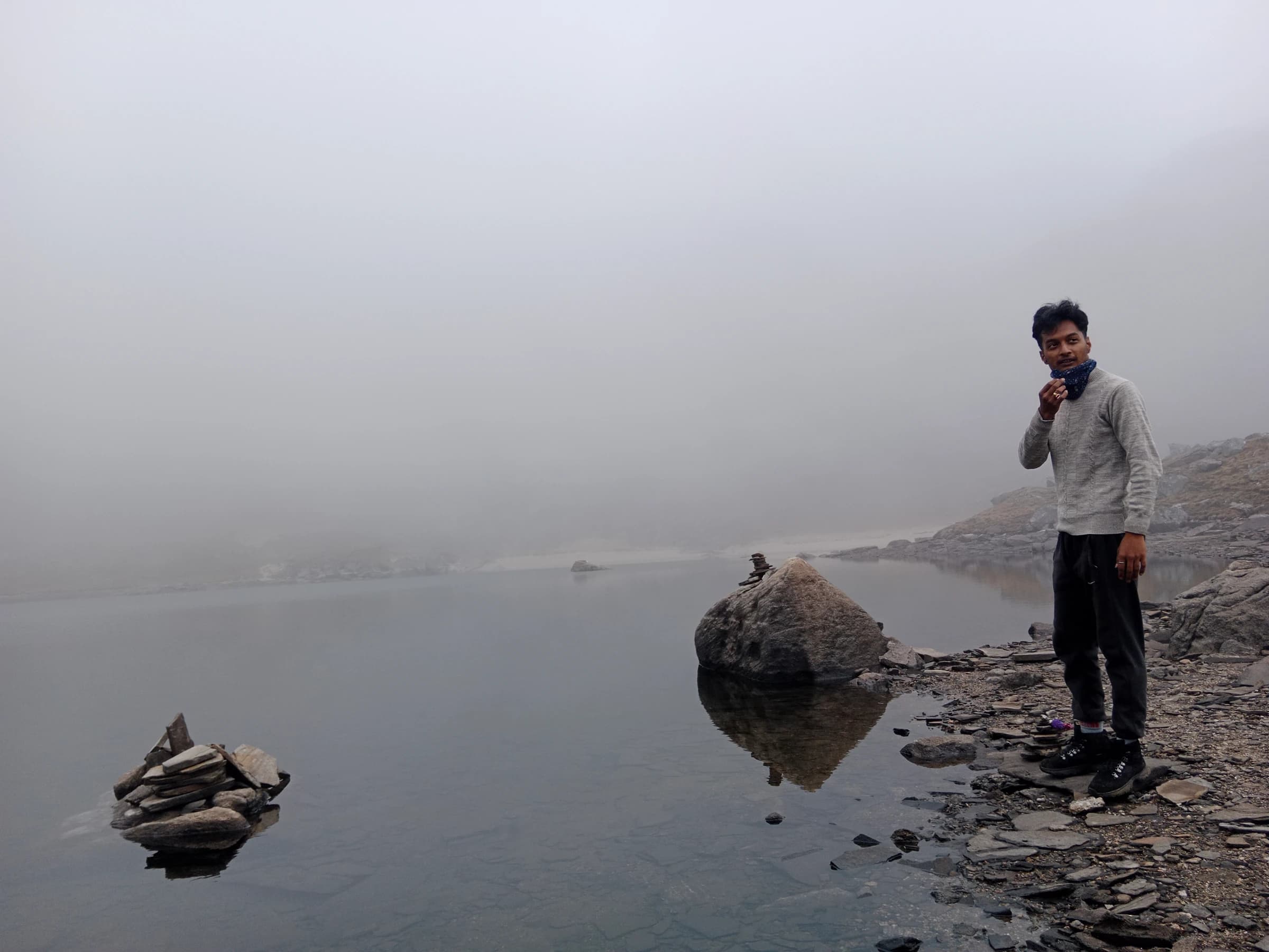 Hidden Lake (Tridevi Tal) photo 5