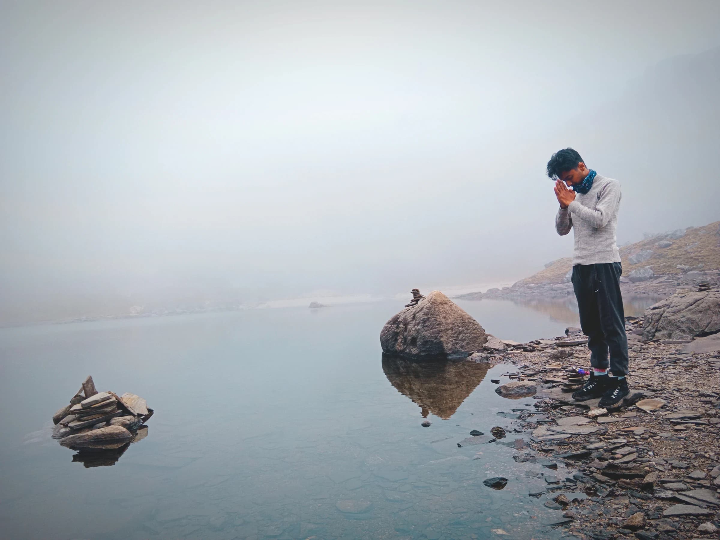 Hidden Lake (Tridevi Tal) photo 4